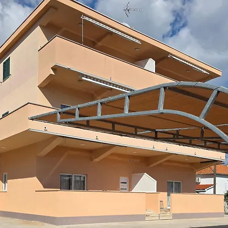 Apartament With Parking Space - 25305