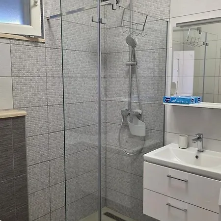 With Parking Space - 25305 Apartament Trogir