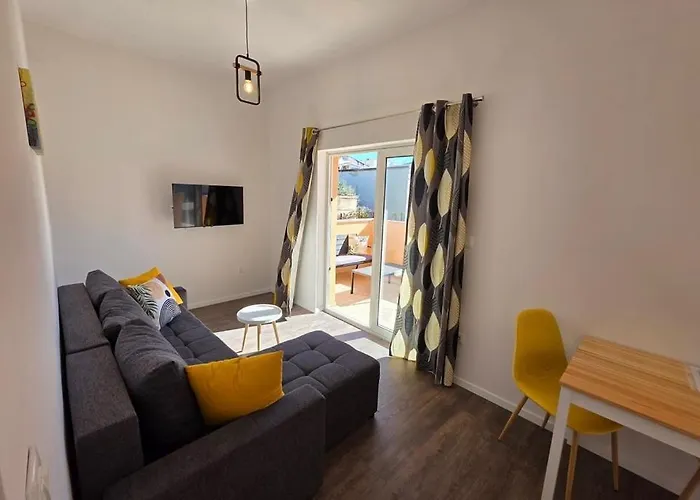 With Parking Space - 25305 Apartament *